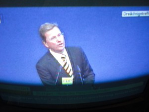 Guido Westerwelle am 6.11.2011 bei seiner Rede in Stuttgart Dreikönigstreffen - Foto Klausens vom Fernseher LIVE