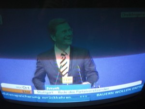 Guido Westerwelle am 6.11.2011 bei seiner Rede in Stuttgart Dreikönigstreffen - Foto Klausens vom Fernseher LIVE