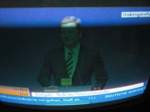 Guido Westerwelle am 6.11.2011 bei seiner Rede in Stuttgart Dreikönigstreffen - Foto Klausens vom Fernseher LIVE