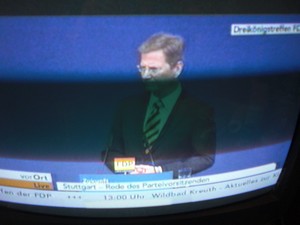 Guido Westerwelle am 6.11.2011 bei seiner Rede in Stuttgart Dreikönigstreffen - Foto Klausens vom Fernseher LIVE