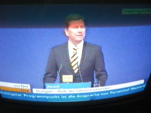 Guido Westerwelle am 6.11.2011 bei seiner Rede in Stuttgart Dreikönigstreffen - Foto Klausens vom Fernseher LIVE