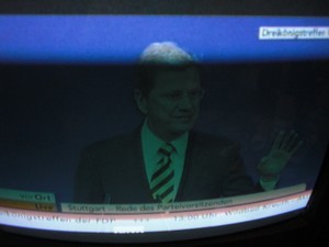 Guido Westerwelle am 6.11.2011 bei seiner Rede in Stuttgart Dreikönigstreffen - Foto Klausens vom Fernseher LIVE