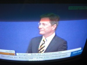 Guido Westerwelle am 6.11.2011 bei seiner Rede in Stuttgart Dreikönigstreffen - Foto Klausens vom Fernseher LIVE