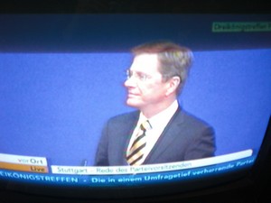 Guido Westerwelle am 6.11.2011 bei seiner Rede in Stuttgart Dreikönigstreffen - Foto Klausens vom Fernseher LIVE