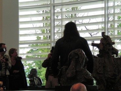 Klausens SERIELLO 7 zu Jonathan Meese am 30.4.2009 Arp Museum Rolandeck und drumherum: PERFORMANCE zu "Erzstaat Atlantisis"