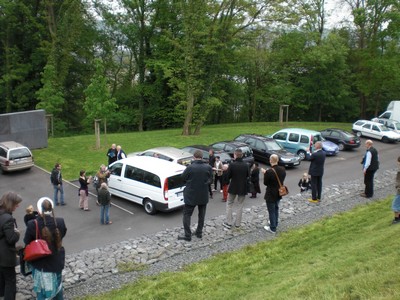 SERIELLO 9 von Klausens / Klau|s|ens zu Jonathan Meese vom 30.4.2009 in Rolandseck in und um das ARP MUSEUM bei der Performance zu "Erzstaat Atlantisis"