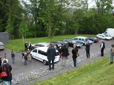 SERIELLO 9 von Klausens / Klau|s|ens zu Jonathan Meese vom 30.4.2009 in Rolandseck in und um das ARP MUSEUM bei der Performance zu "Erzstaat Atlantisis"