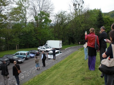 SERIELLO 9 von Klausens / Klau|s|ens zu Jonathan Meese vom 30.4.2009 in Rolandseck in und um das ARP MUSEUM bei der Performance zu "Erzstaat Atlantisis"