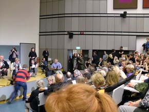 Klausens Foto zum SERIELLO Joaschka Fischer bei Gastpofessur Joschka Fischer in der Universitt Dsseldorf HEINRICH-HEINE-PROFESSUR am 28.4.2010