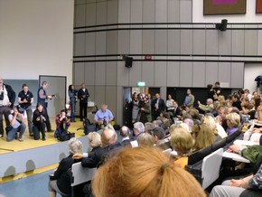 Klausens Foto zum SERIELLO Joaschka Fischer bei Gastpofessur Joschka Fischer in der Universitt Dsseldorf HEINRICH-HEINE-PROFESSUR am 28.4.2010