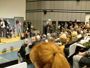 Klausens Foto zum SERIELLO Joaschka Fischer bei Gastpofessur Joschka Fischer in der Universitt Dsseldorf HEINRICH-HEINE-PROFESSUR am 28.4.2010