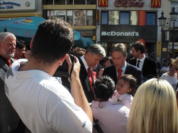 Klausens SERIELLO Foto Klaus Wowereit in Bonn mit Jürgen Nimptsch am 13.7.2009