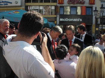 Klausens SERIELLO Foto Klaus Wowereit in Bonn mit Jürgen Nimptsch am 13.7.2009