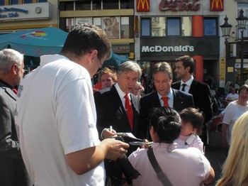 Klausens SERIELLO Foto Klaus Wowereit in Bonn mit Jürgen Nimptsch am 13.7.2009