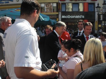 Klausens SERIELLO Foto Klaus Wowereit in Bonn mit Jürgen Nimptsch am 13.7.2009