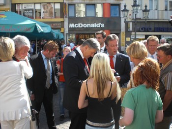 Klausens SERIELLO Foto Klaus Wowereit in Bonn mit Jürgen Nimptsch am 13.7.2009