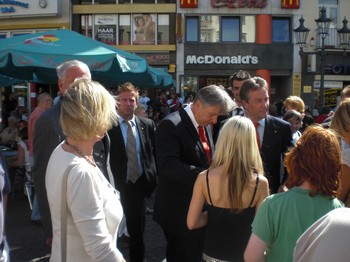 Klausens SERIELLO Foto Klaus Wowereit in Bonn mit Jürgen Nimptsch am 13.7.2009