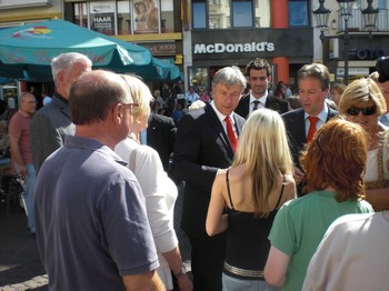 Klausens SERIELLO Foto Klaus Wowereit in Bonn mit Jürgen Nimptsch am 13.7.2009