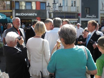 Klausens SERIELLO Foto Klaus Wowereit in Bonn mit Jürgen Nimptsch am 13.7.2009