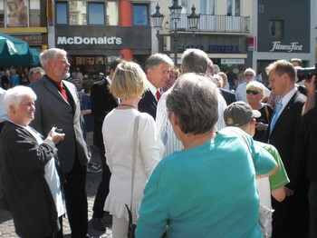 Klausens SERIELLO Foto Klaus Wowereit in Bonn mit Jürgen Nimptsch am 13.7.2009