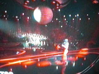 SERIELLO von KLAUSENS zu LENA MEYER-LANDRUT, als sie am 12.3.2010 2 Lieder singt. Insgesamt wird sie 4 x mal singen, in diesem Finale von "Unser Star fr Oslo"