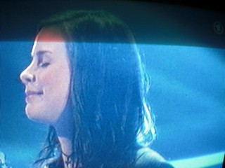 SERIELLO von KLAUSENS zu LENA MEYER-LANDRUT, als sie am 12.3.2010 2 Lieder singt. Insgesamt wird sie 4 x mal singen, in diesem Finale von "Unser Star fr Oslo"