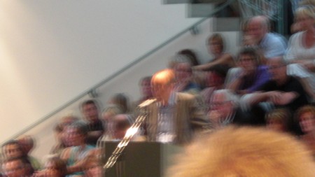 Klausens Foto Seriello Stephan Berg zu Erffnung der Kunstausstellung "Der Westen leuchtet" am 9.7.2010 Kunstmuseum Bonn