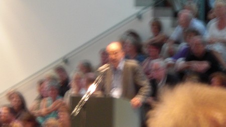 Klausens Foto Seriello Stephan Berg zu Erffnung der Kunstausstellung "Der Westen leuchtet" am 9.7.2010 Kunstmuseum Bonn