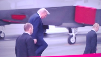 seriello-foto live klausens zu trump-putin-treffen alaska anchorage 15.8.2025