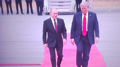 seriello-foto live klausens zu trump-putin-treffen alaska anchorage 15.8.2025