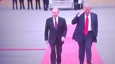 seriello-foto live klausens zu trump-putin-treffen alaska anchorage 15.8.2025