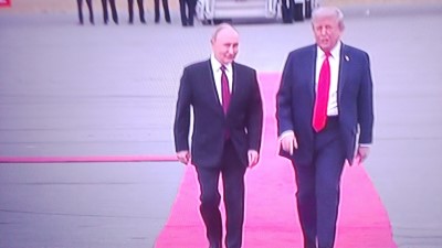 seriello-foto live klausens zu trump-putin-treffen alaska anchorage 15.8.2025