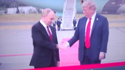 seriello-foto live klausens zu trump-putin-treffen alaska anchorage 15.8.2025