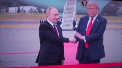 seriello-foto live klausens zu trump-putin-treffen alaska anchorage 15.8.2025