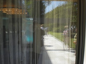 SERIELLO des Künstlers Klausens = Klau/sens vom 23.5.2009 in Bonn im Park des Palais Schaumburg vom Kanzlerbungalow bzw. Bundeskanzlerbungalow