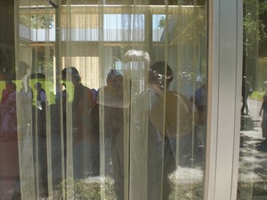 SERIELLO des Künstlers Klausens = Klau/sens vom 23.5.2009 in Bonn im Park des Palais Schaumburg vom Kanzlerbungalow bzw. Bundeskanzlerbungalow