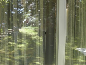 SERIELLO des Künstlers Klausens = Klau/sens vom 23.5.2009 in Bonn im Park des Palais Schaumburg vom Kanzlerbungalow bzw. Bundeskanzlerbungalow