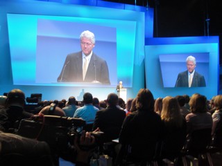 klausens foto seriello bill clinton 15.11.2008 duesseldorf iss-dome awd erfolgskongress 2008