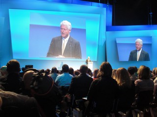 klausens foto seriello bill clinton 15.11.2008 duesseldorf iss-dome awd erfolgskongress 2008