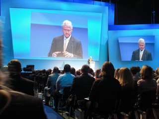 klausens foto seriello bill clinton 15.11.2008 duesseldorf iss-dome awd erfolgskongress 2008