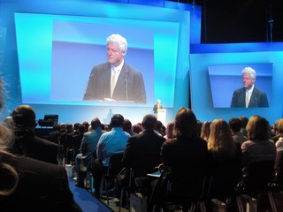 klausens foto seriello bill clinton 15.11.2008 duesseldorf iss-dome awd erfolgskongress 2008