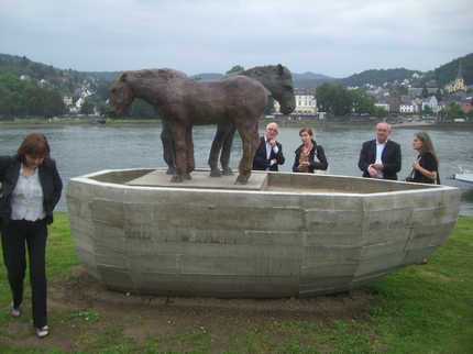 Klausens Foto von Johannes Brus Skulptur Treidelpfad Kripp