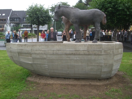 Klausens Foto von Johannes Brus Skulptur Treidelpfad Kripp