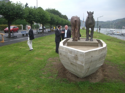 Klausens Foto von Johannes Brus Skulptur Treidelpfad Kripp