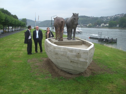 Klausens Foto von Johannes Brus Skulptur Treidelpfad Kripp