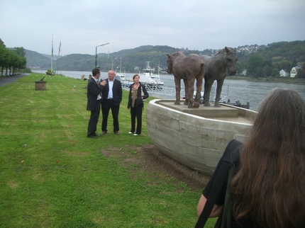 Klausens Foto von Johannes Brus Skulptur Treidelpfad Kripp