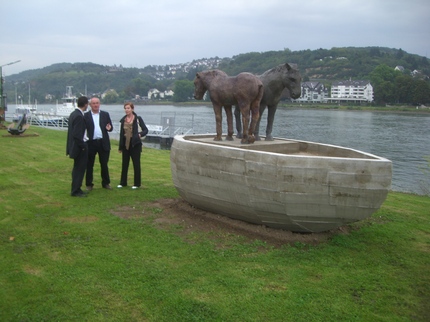 Klausens Foto von Johannes Brus Skulptur Treidelpfad Kripp